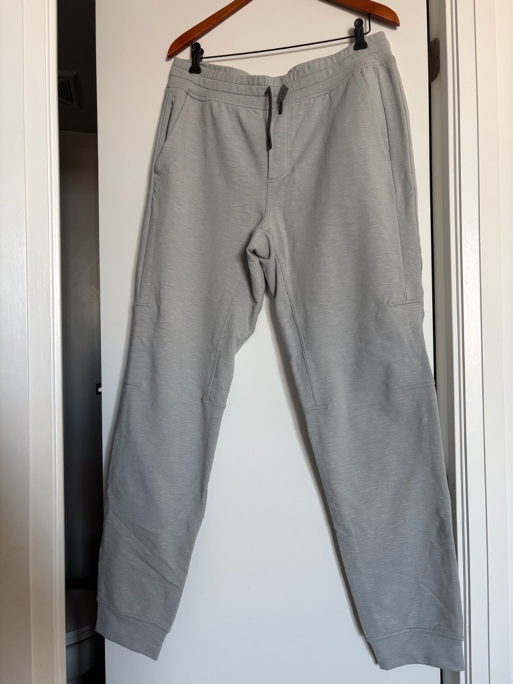 Lululemon Light Gray Jogger Pants - Casual Drawstring Sweatpants